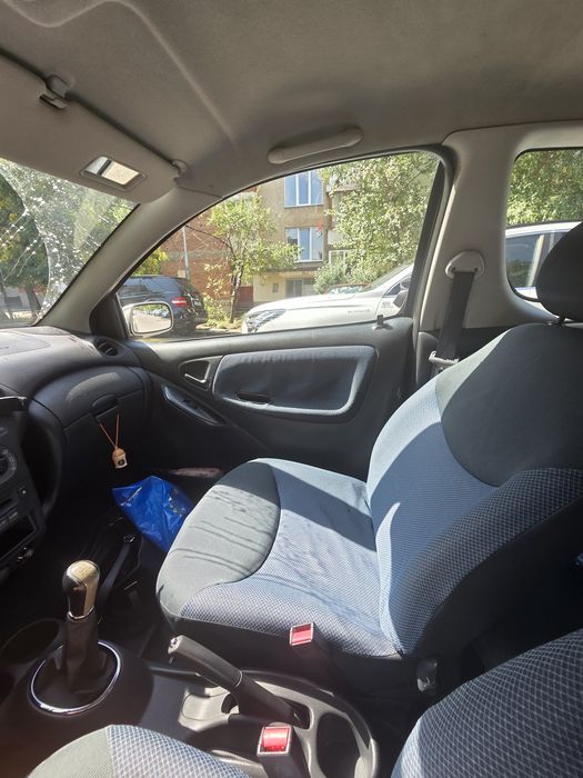 Toyota Yaris 2005
