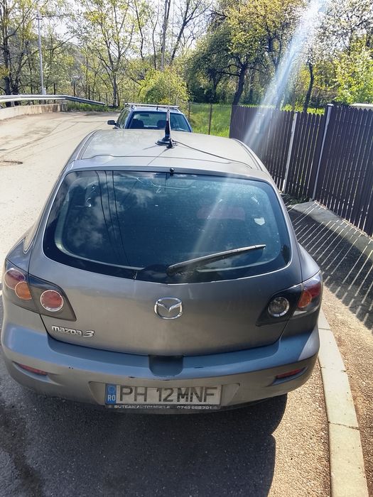 Vând Mazda3 2005