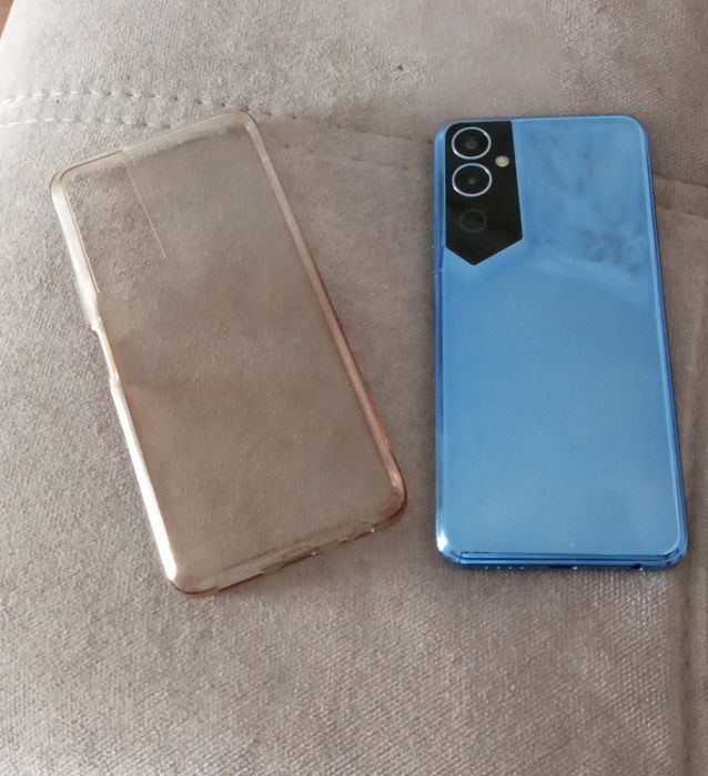 Смартфон  продам