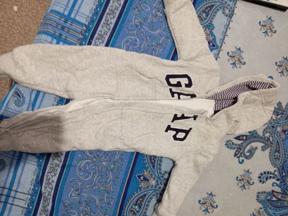 Продам детские тёплые вещи