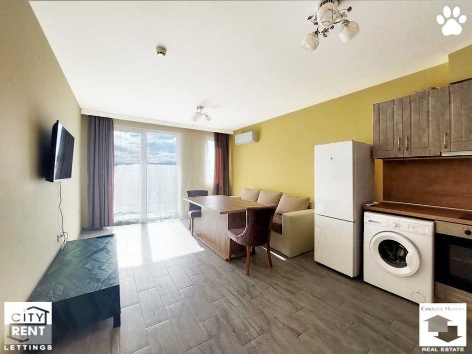 104996 Напълно обзаведен двустаен апартамент в центъра на В. Търново