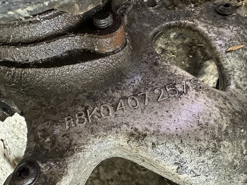 Fuzeta fata stanga dreapta audi a4 b8 b8.5