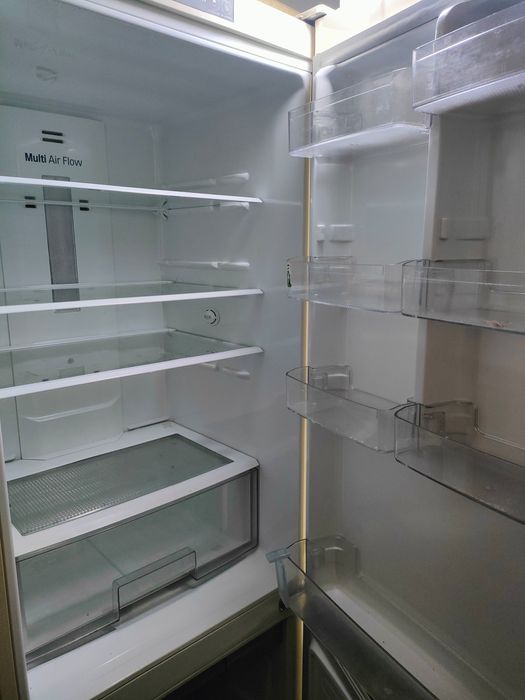 Продам холодильник LG, б/у, в отличном состоянии