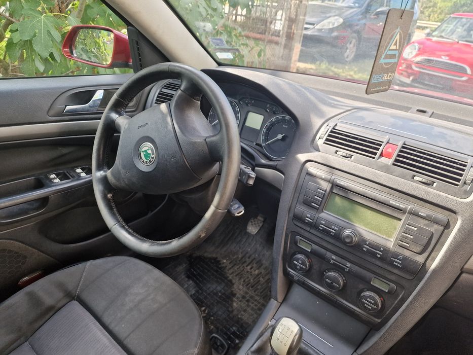 Skoda Octavia 2.0tdi на части