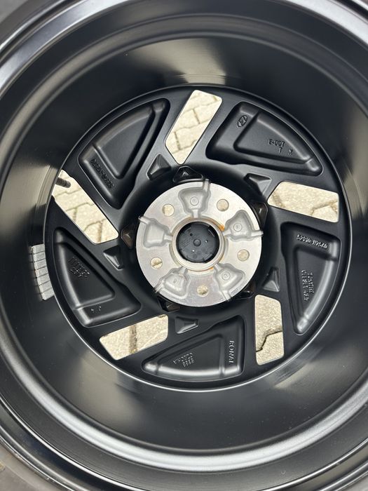 jante hyundai tucson 215 65 17 bicolore noi originale