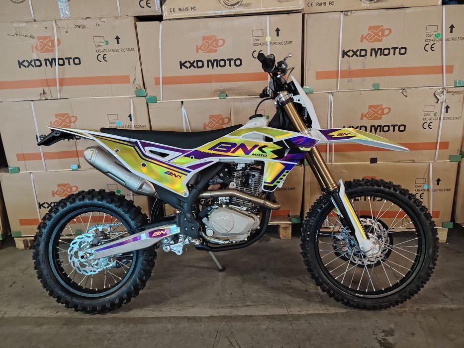 Enduro BNK 300 injecție
