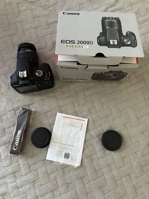 Фотоаппарат Canon EOS 2000D