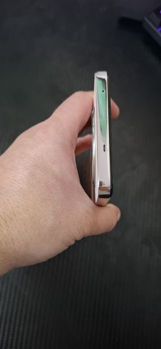 Oppo reno 12 fs 5G