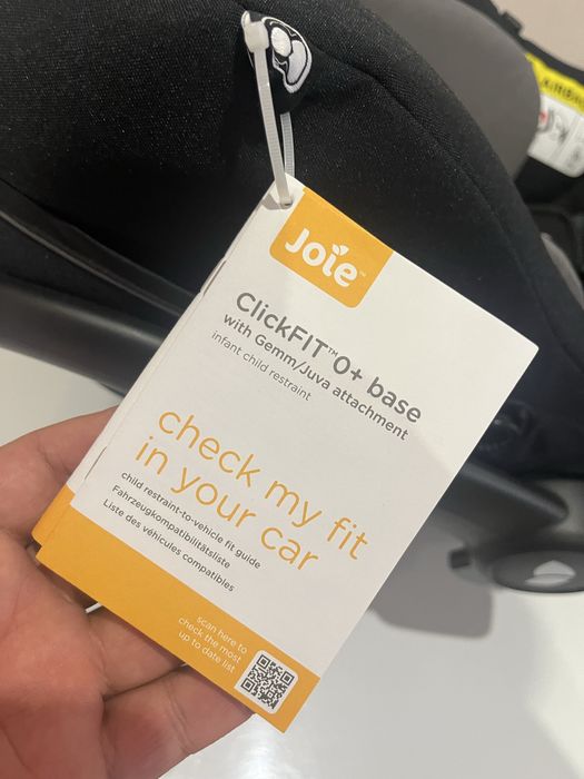 Продам Автокресло Joie новое