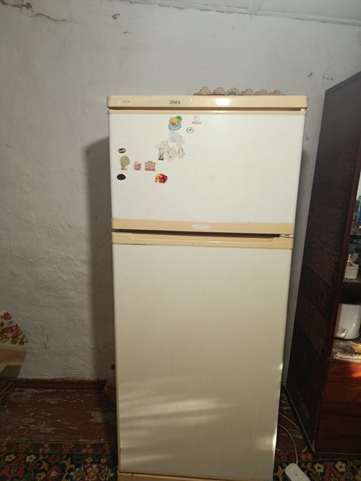Холодильник 1.5м