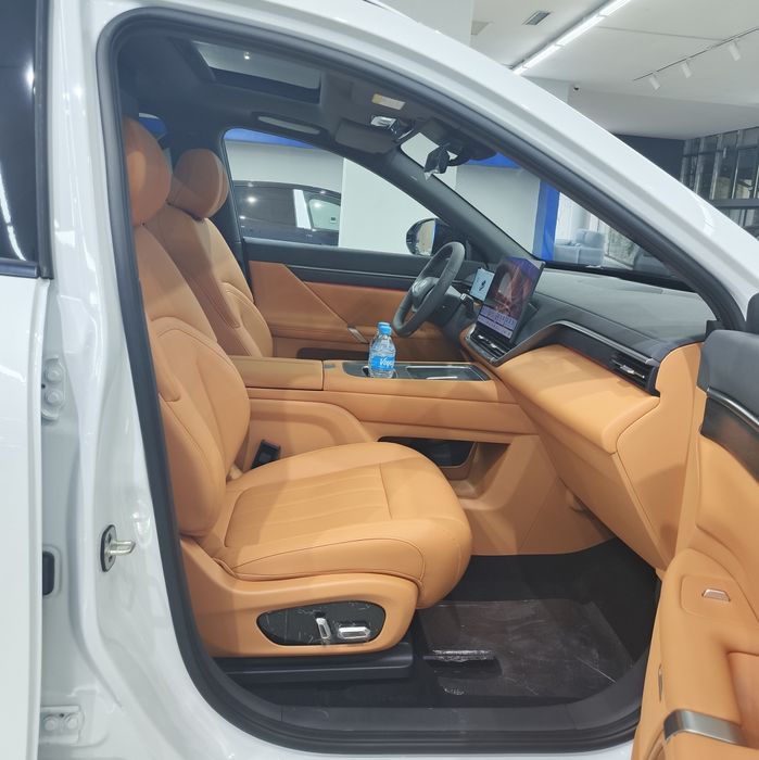 Dongfeng 008 610KM Elektr Ultra Restayling 20226Full 3 yil garantiya