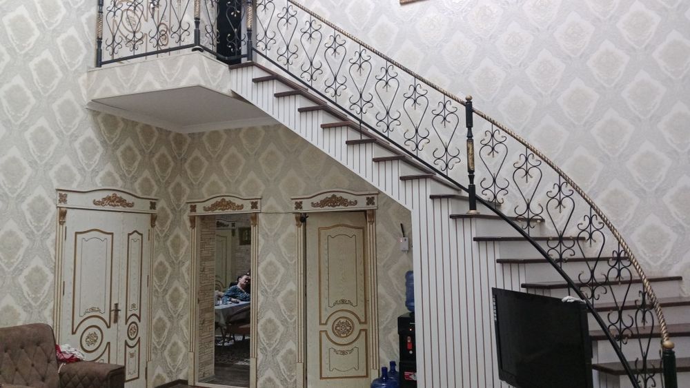 250КВ ховли жой сотилади