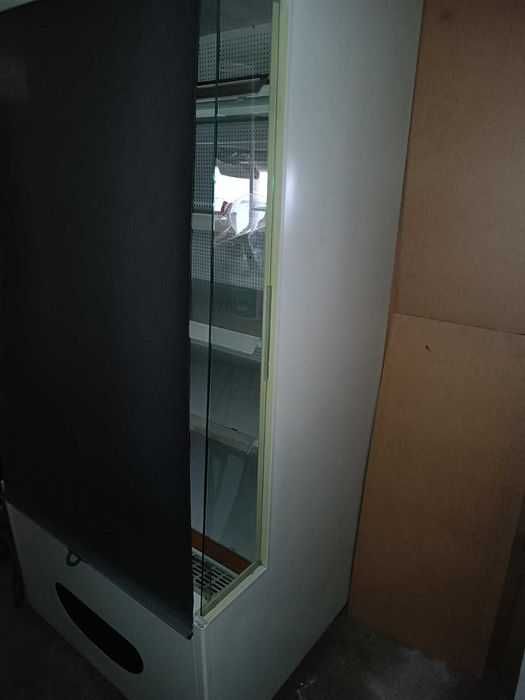 Хладилна витрина