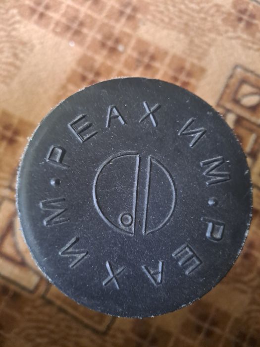 Банка 2 литра ,закручивающаяся