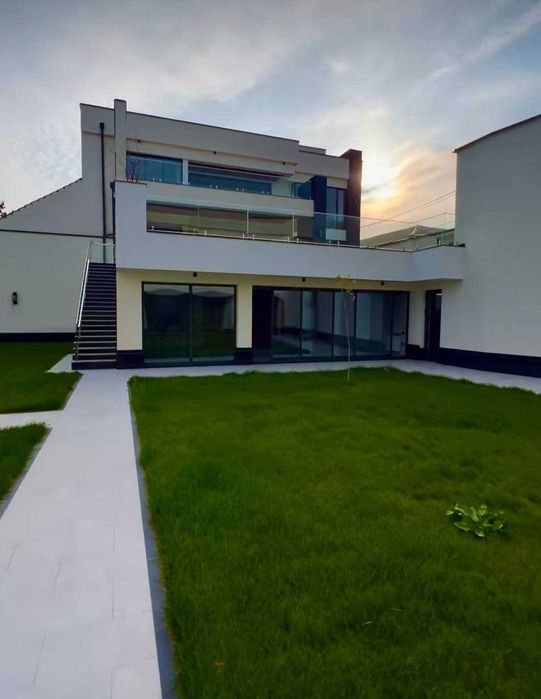 Сдаётся High Tech дом на Центр Луначарском! Мирзо Улугбекский район