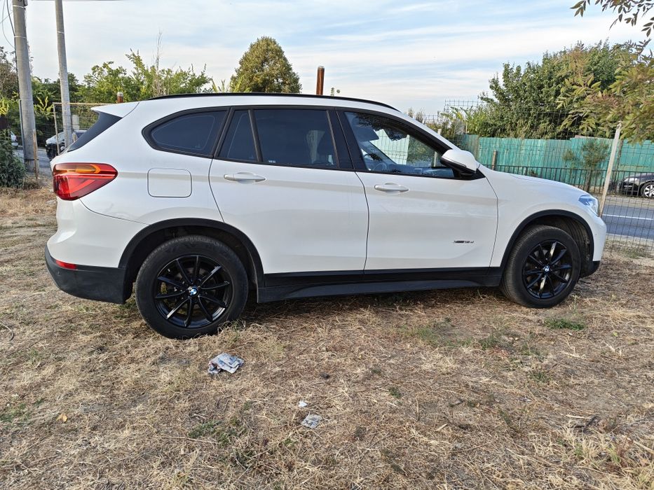 BMW X1 2016 — imagine 2