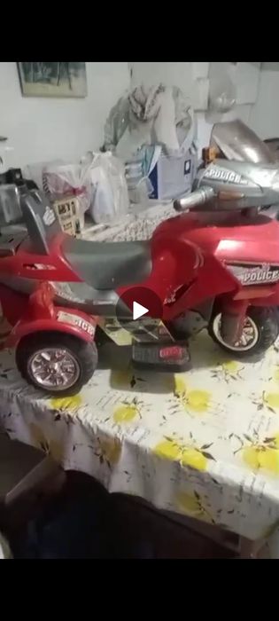 Продаются детский машина и мотоцикл