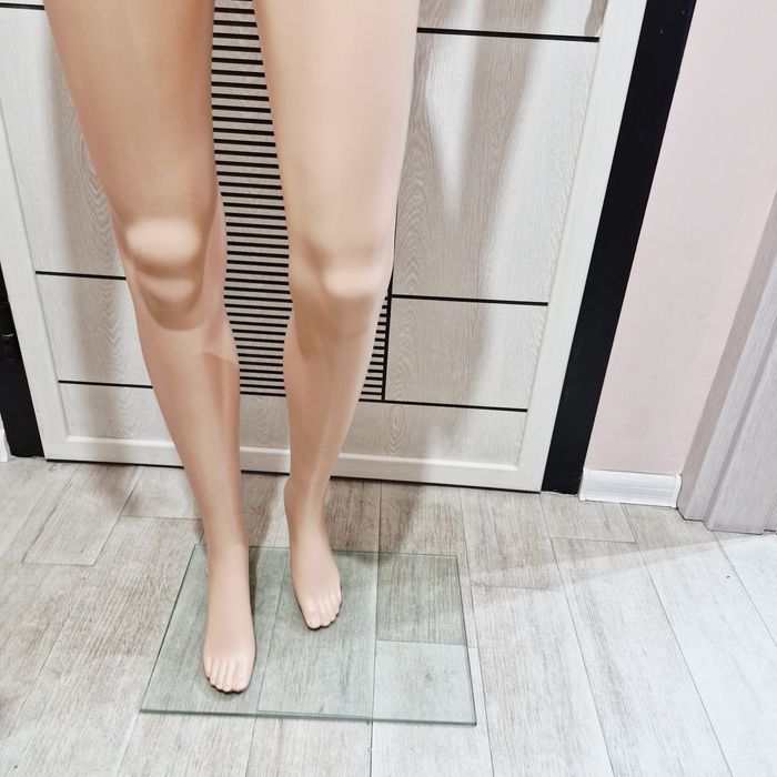 Дамски манекен за дрехи