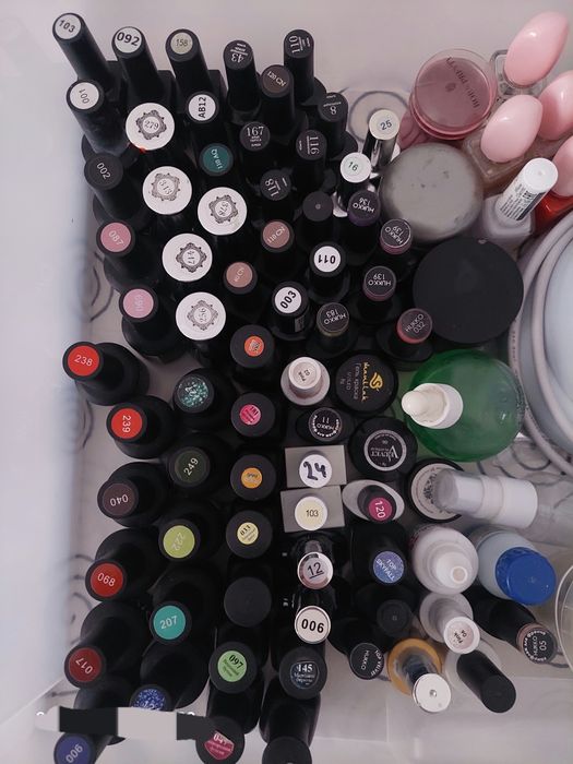 Продам бу всё для маникюра