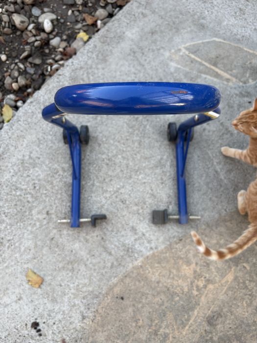 Stander moto in stare buna