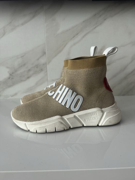 Love moshino дамски обувки 38 номер - носени 4 пъти