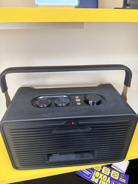 JBL Authentics 300 autonomie 8 ore  ca noua