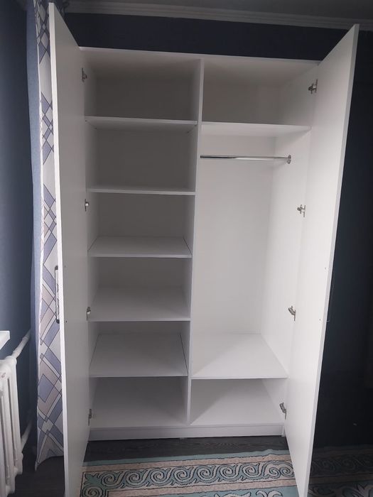 Продам шкаф отличное состояние