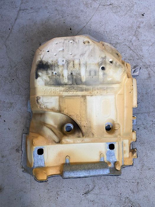 Mocheta partea soferului (Volan pe stanga) Volvo  S60 V60 39827159