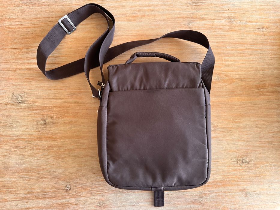 Мъжка чантичка на Dockers