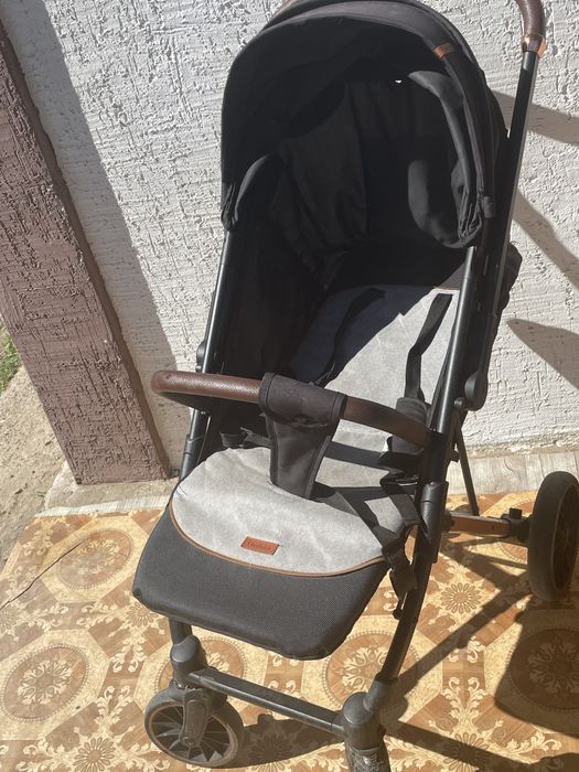 Коляска в хорошем состоянии