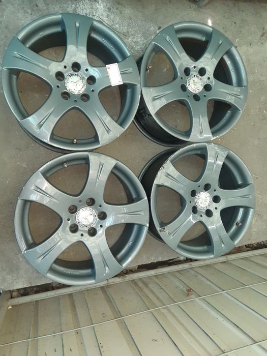 Vand set jante aliaj R17 Mercedes originale 8j ×17H2  et 35   5×112