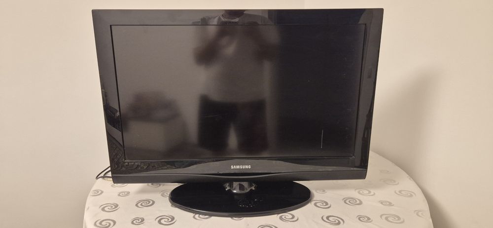Продам телевизор