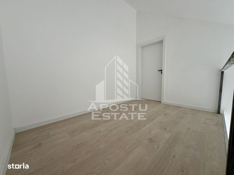 Penthouse cu scara interioara deosebita, 3 camere si 2 bai langa Lidl.