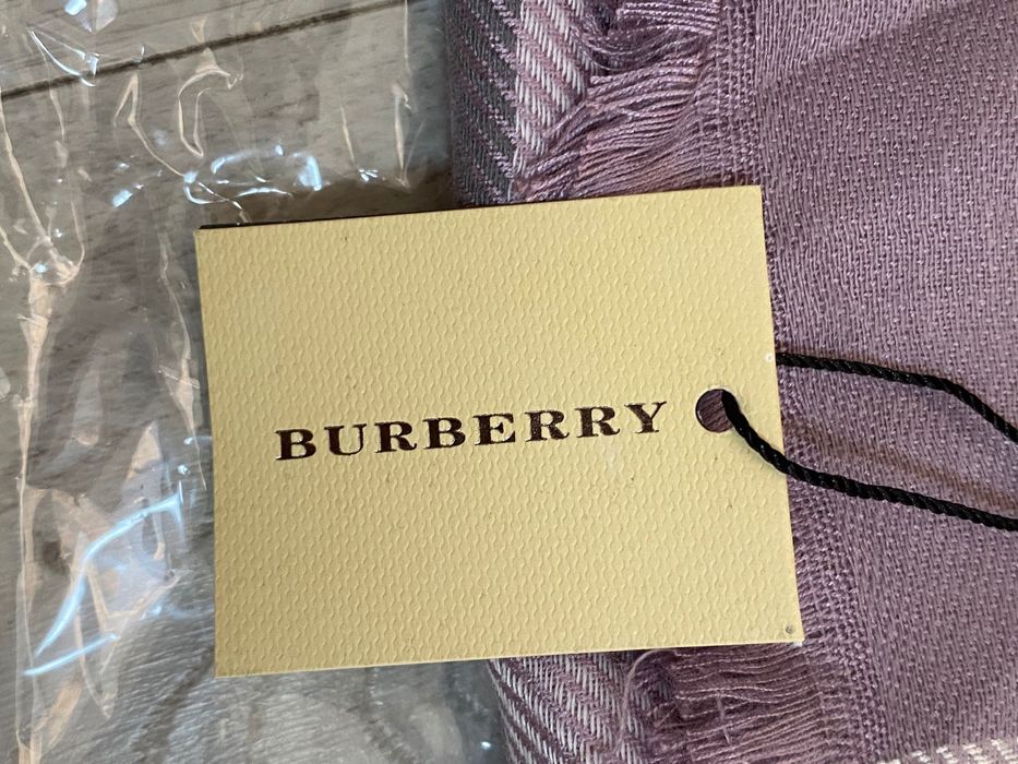 Eșarfă nou Burberry