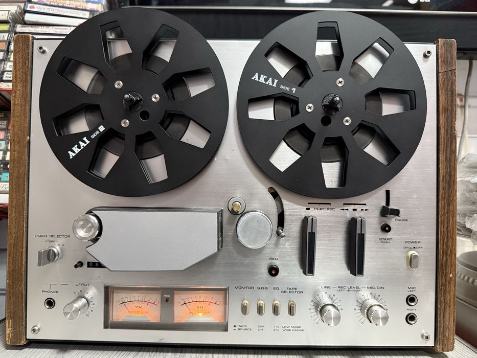 Akai GX 4000 катушечный стерео магнитофон.