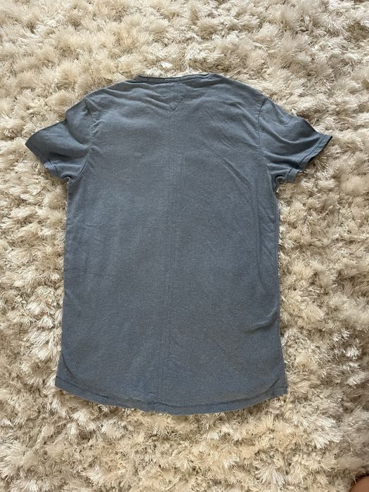 Tricou Tommy Hilfiger Jeans Slim Fit marimea S (nou)