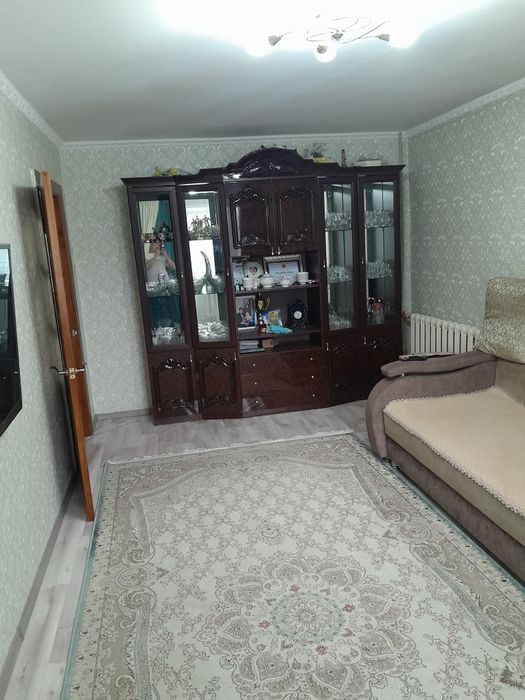 Продам квартиру 3  ком 75 кв метров