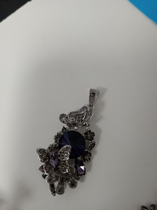 Продам украшения женские