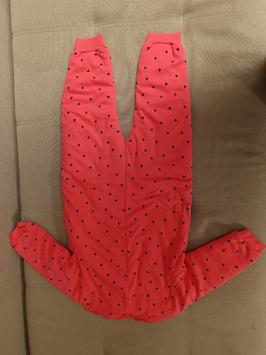 Продаю новые вещи на девочку 3-4 года