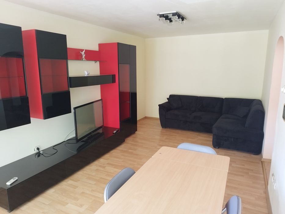 închiriez apartament 100mp utili — fotografia 3