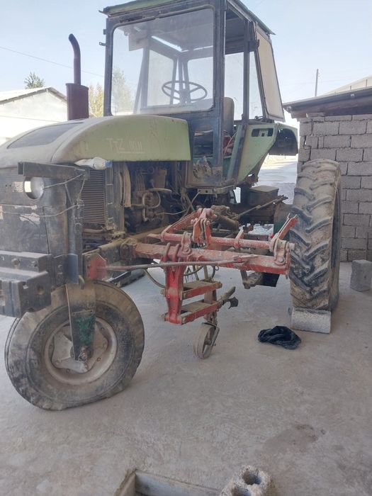 Traktor sotiladi zudlik bilan