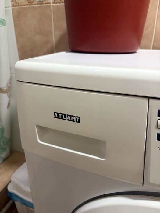 Продам стиральную машину атлант