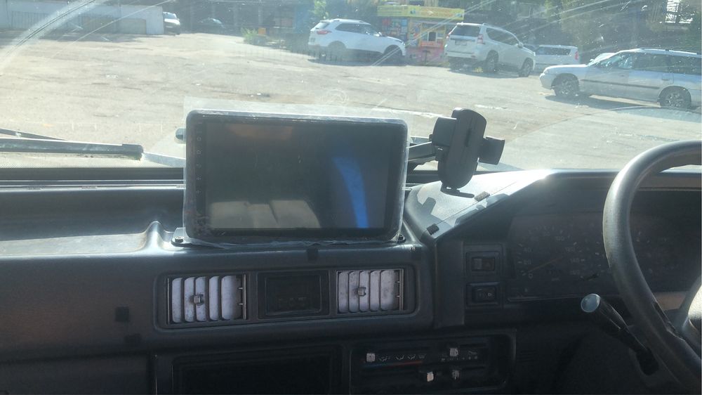 Установка автомагнитол