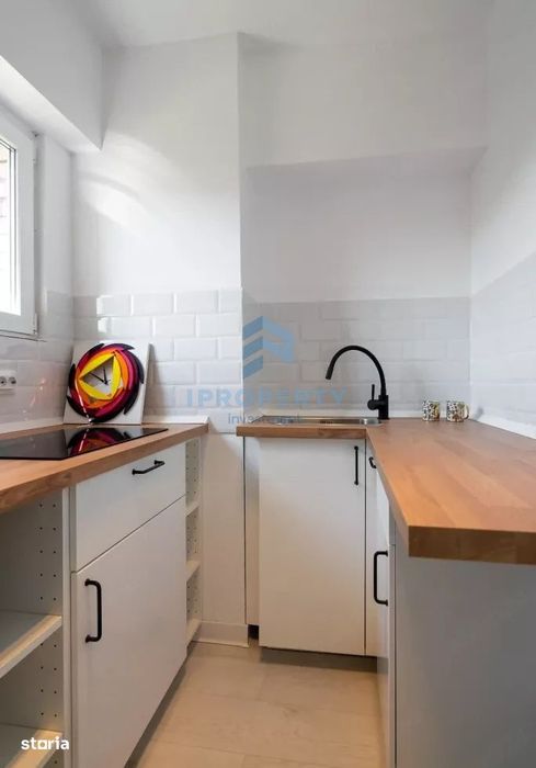 Garsoniera Renovata Modern In Titan la 1 minut de metrou