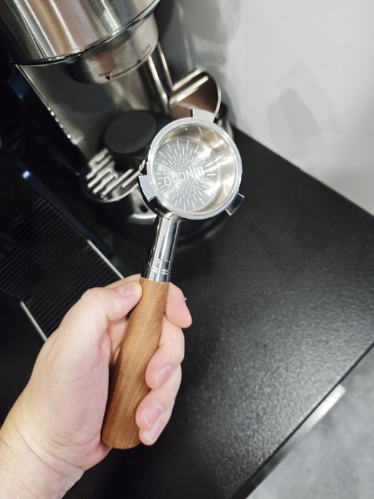 Кофеварка (кофемашина) Delonghi EC950M
