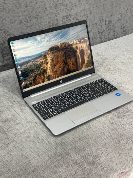 Hp laptop core i5