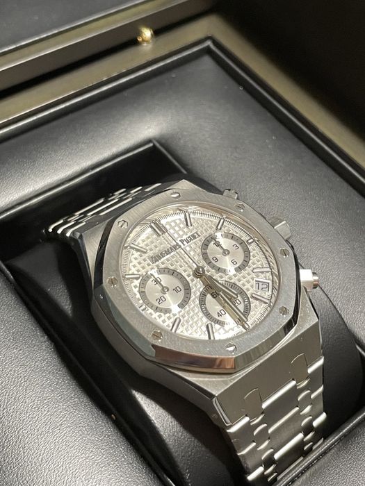 Часовник Audemars Piguet Royal Oak Chronograph White Dial