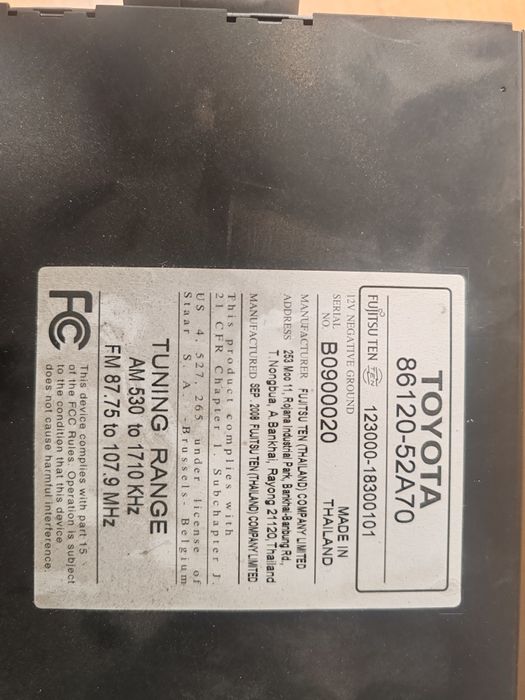 Продам магнитола тауато ярис