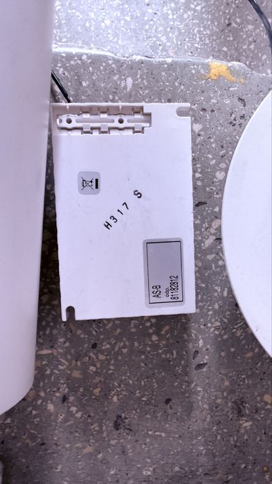 Peoiectoare/spoturi magazin