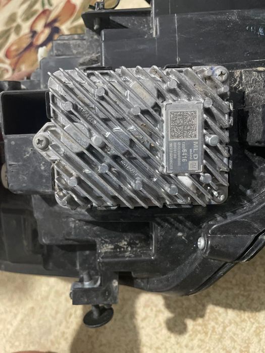 Продам фару на Шевроле монза